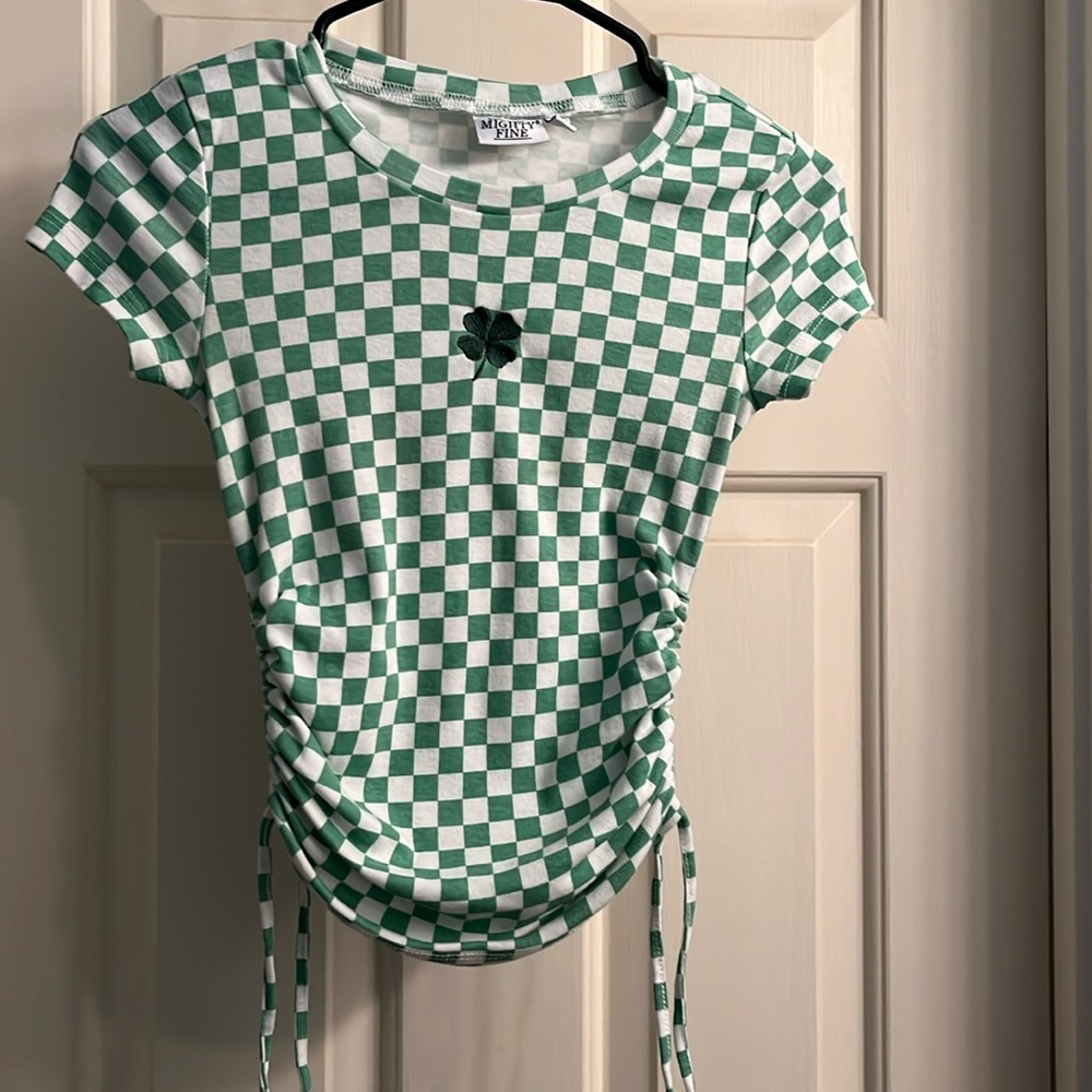 xs mighty fine shamrock ruched baby tee